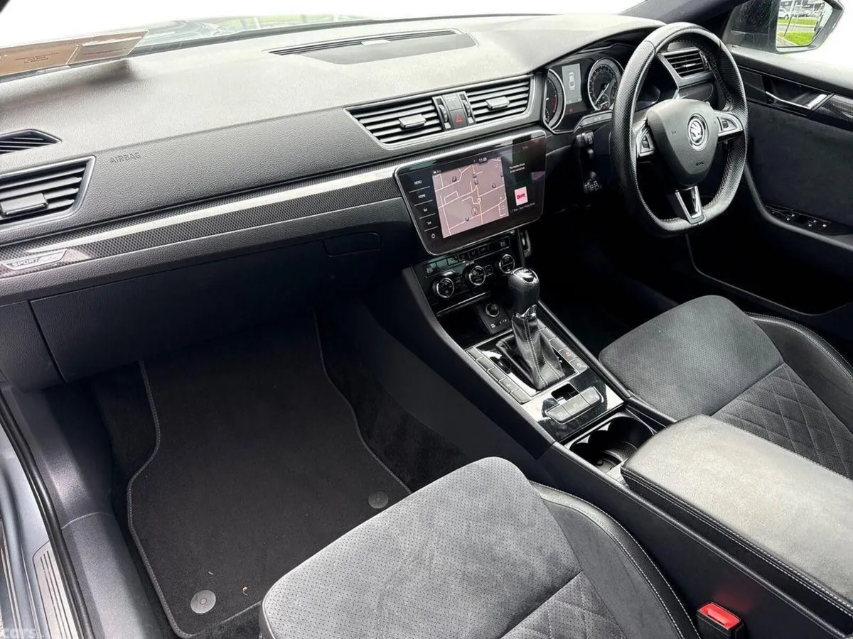 Skoda Superb Hatchback, Diesel, 2018, Grey