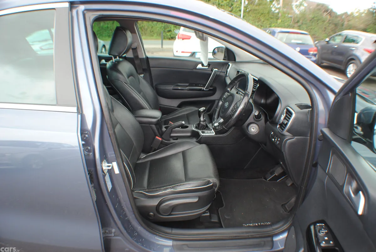 Kia Sportage SUV, Diesel, 2017, Blue