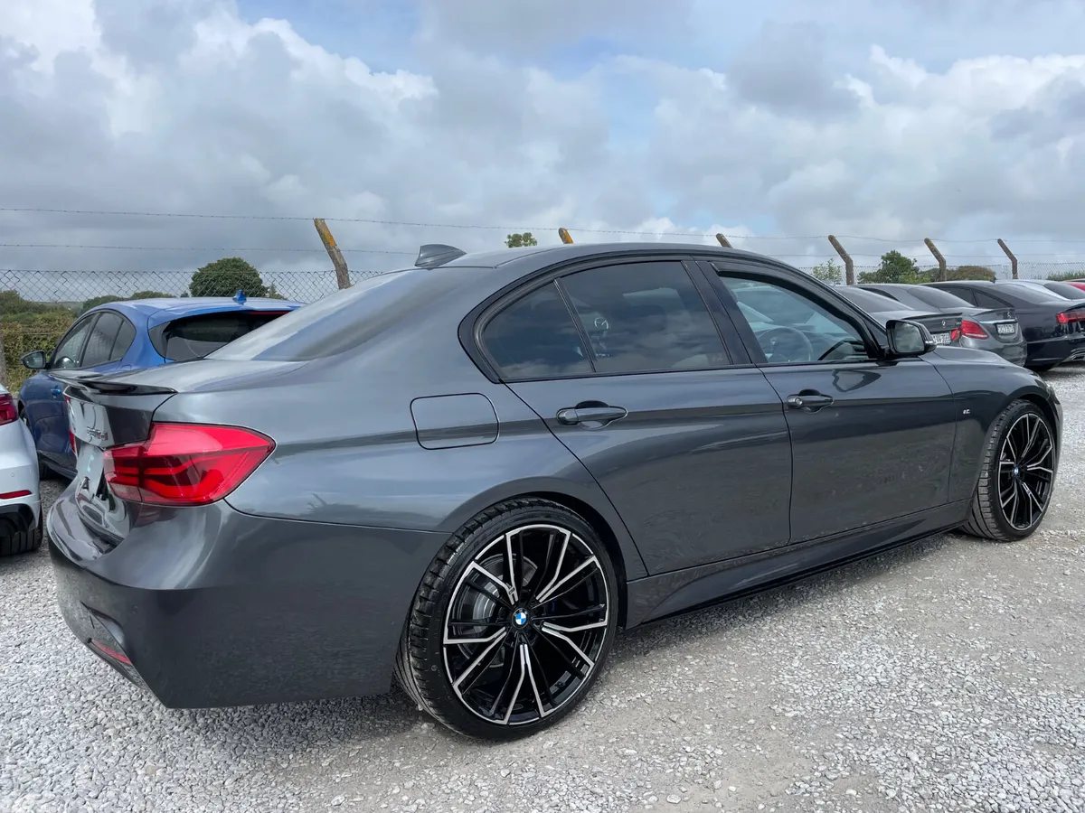 BMW 3-Series Saloon, Diesel, 2018, Grey