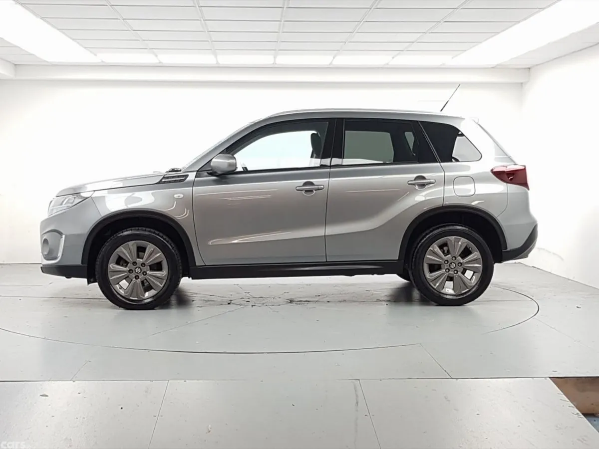 Suzuki Vitara SUV, Petrol, 2023, Grey