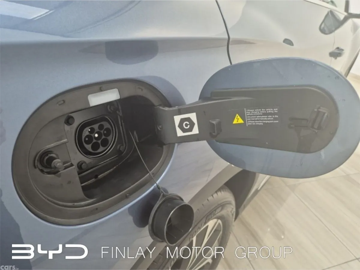 BYD SEALION 5 SUV, Petrol Plug-in Hybrid, 2027, Blue