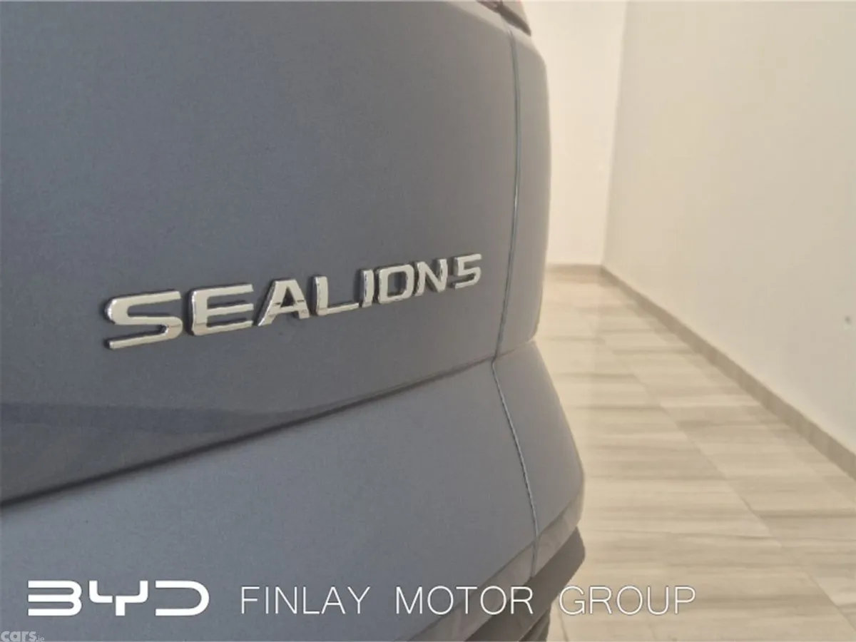 BYD SEALION 5 SUV, Petrol Plug-in Hybrid, 2027, Blue
