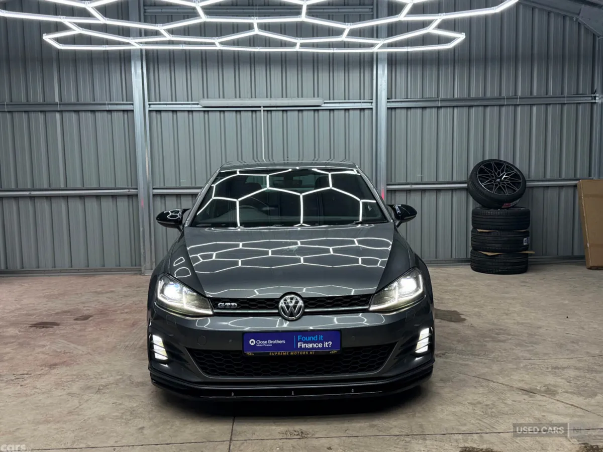 Volkswagen Golf Hatchback, Diesel, 2017, Grey