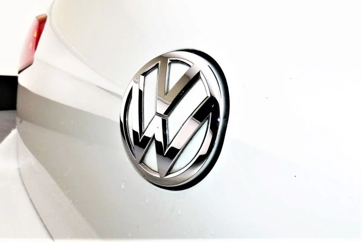 Volkswagen Golf Hatchback, Petrol, 2019, White
