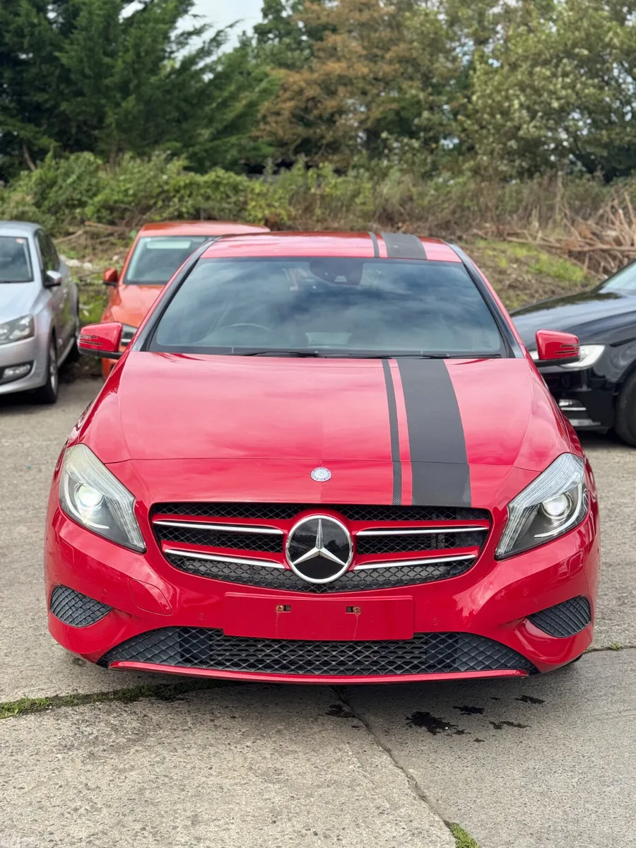 Mercedes-Benz A-Class Hatchback, Petrol, 2014, Red