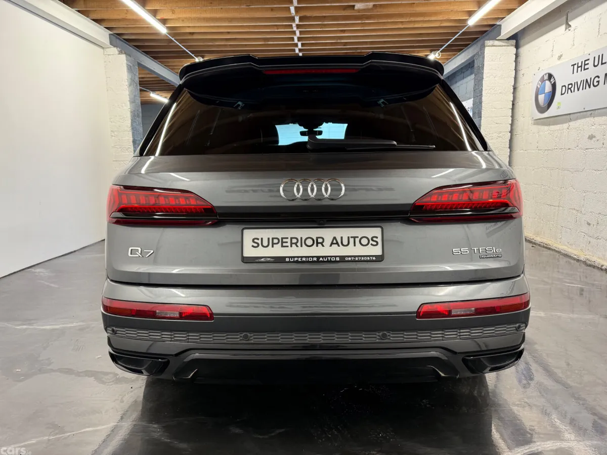 Audi Q7 SUV, Petrol Hybrid, 2023, Grey