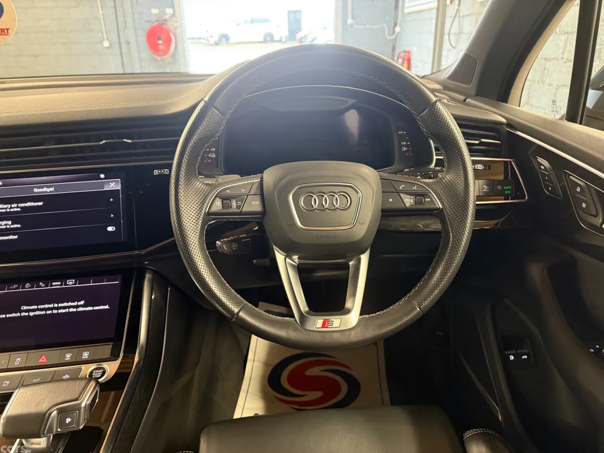 Audi Q7 SUV, Petrol Hybrid, 2023, Grey