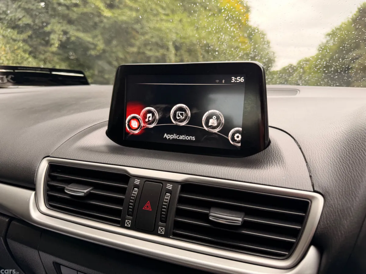 Mazda Mazda3 Saloon, Diesel, 2018, Red