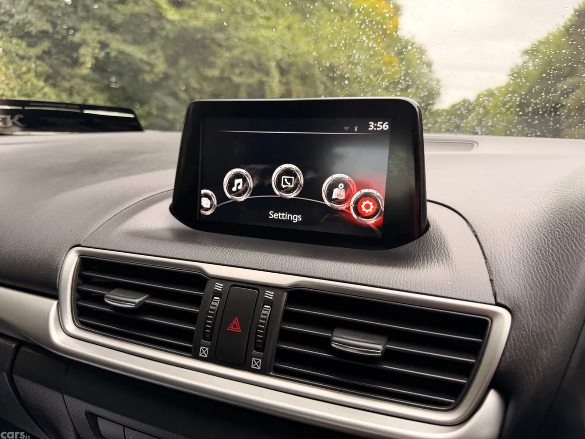 Mazda Mazda3 Saloon, Diesel, 2018, Red
