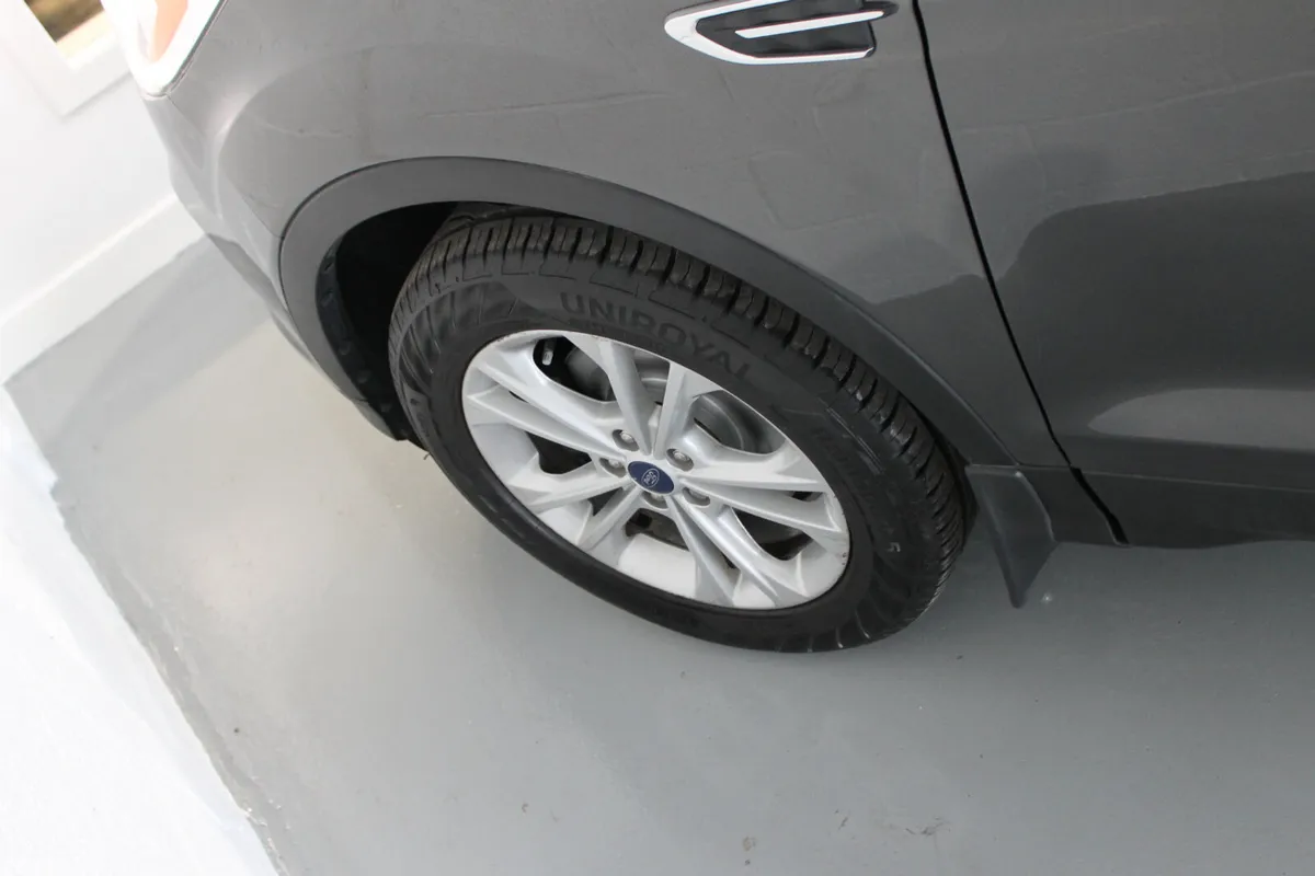 Ford Kuga SUV, Petrol, 2017, Grey