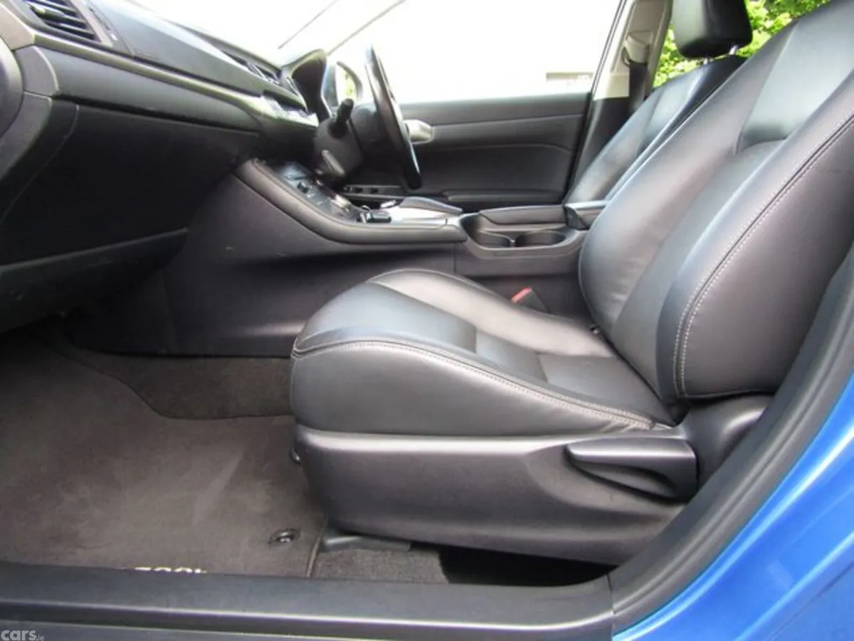 Lexus CT Hatchback, Petrol Hybrid, 2020, Blue