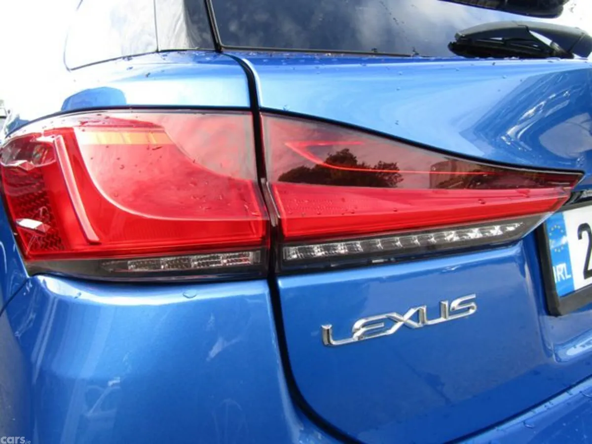 Lexus CT Hatchback, Petrol Hybrid, 2020, Blue