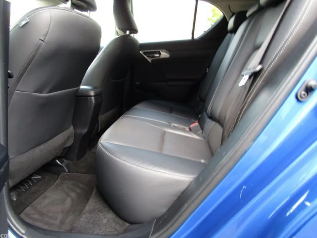 Lexus CT Hatchback, Petrol Hybrid, 2020, Blue