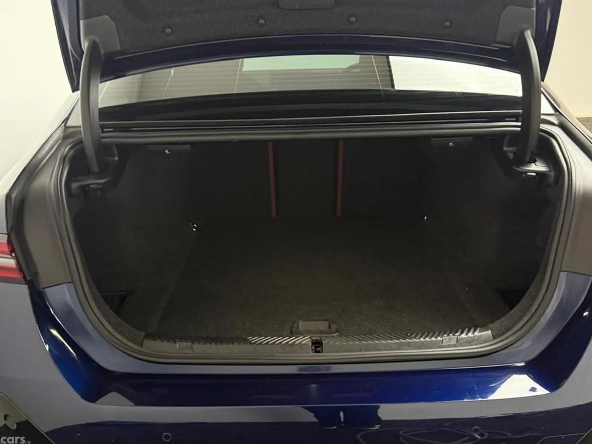 BMW i5 Saloon, Electric, 2024, Blue