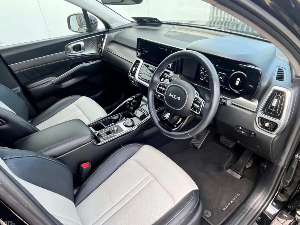 Kia Sorento MPV, Diesel, 2023, Black