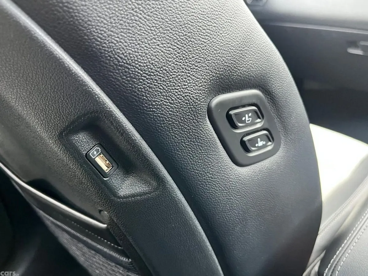 Kia Sorento MPV, Diesel, 2023, Black