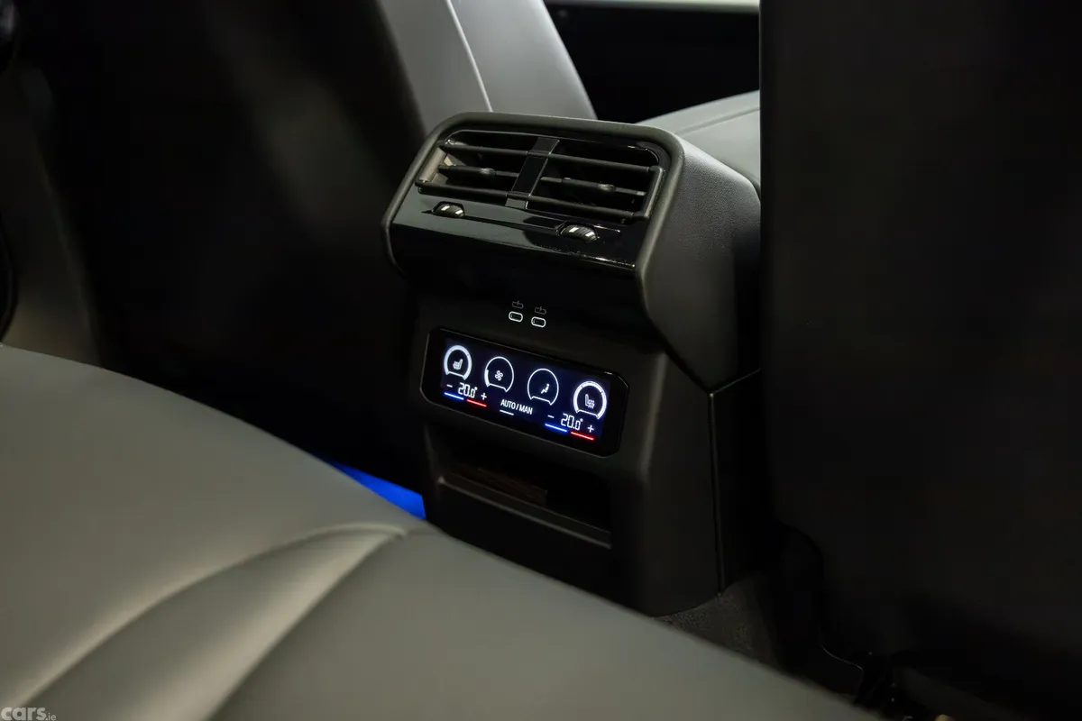 BMW 5-Series Estate, Petrol Plug-in Hybrid, 2025, Grey