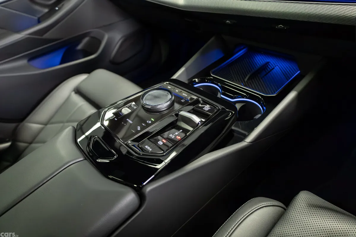 BMW 5-Series Estate, Petrol Plug-in Hybrid, 2025, Grey