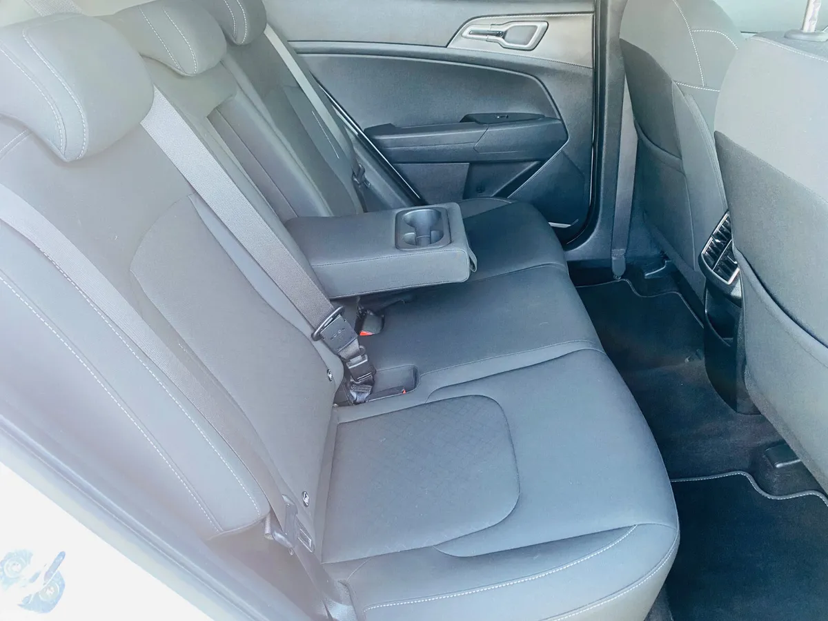 Kia Sportage SUV, Diesel, 2022, White