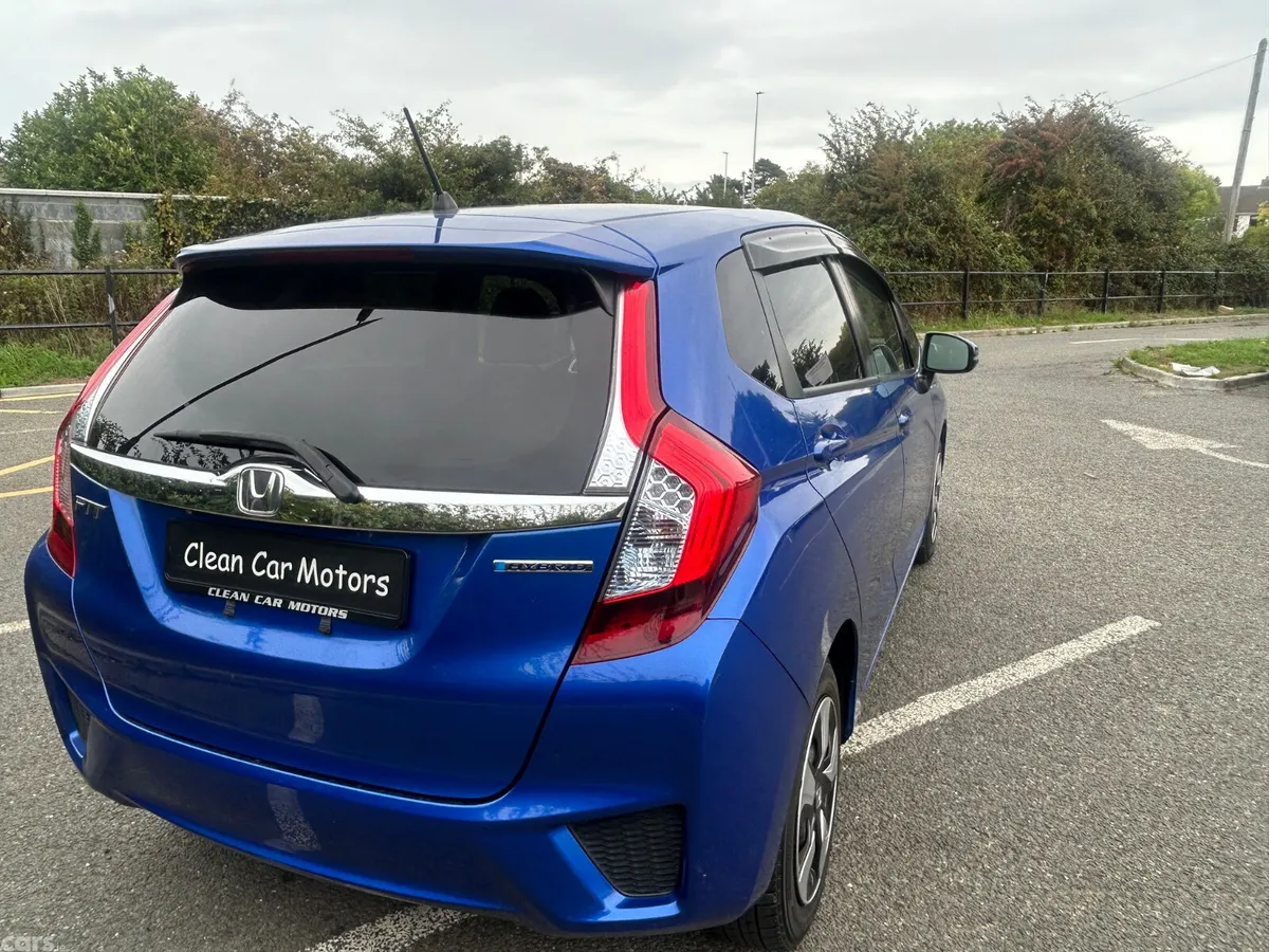 Honda Fit Hatchback, Petrol Hybrid, 2015, Blue
