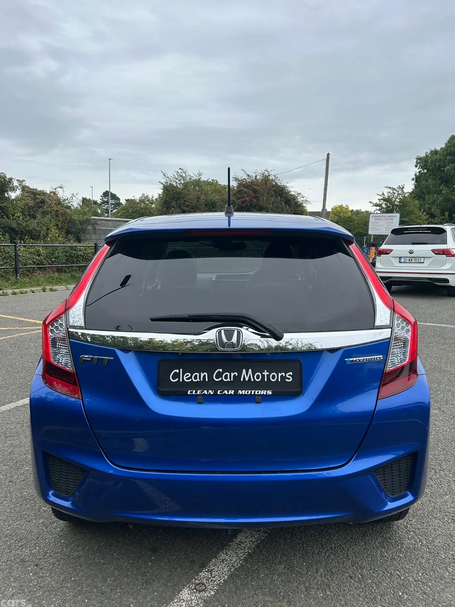 Honda Fit Hatchback, Petrol Hybrid, 2015, Blue