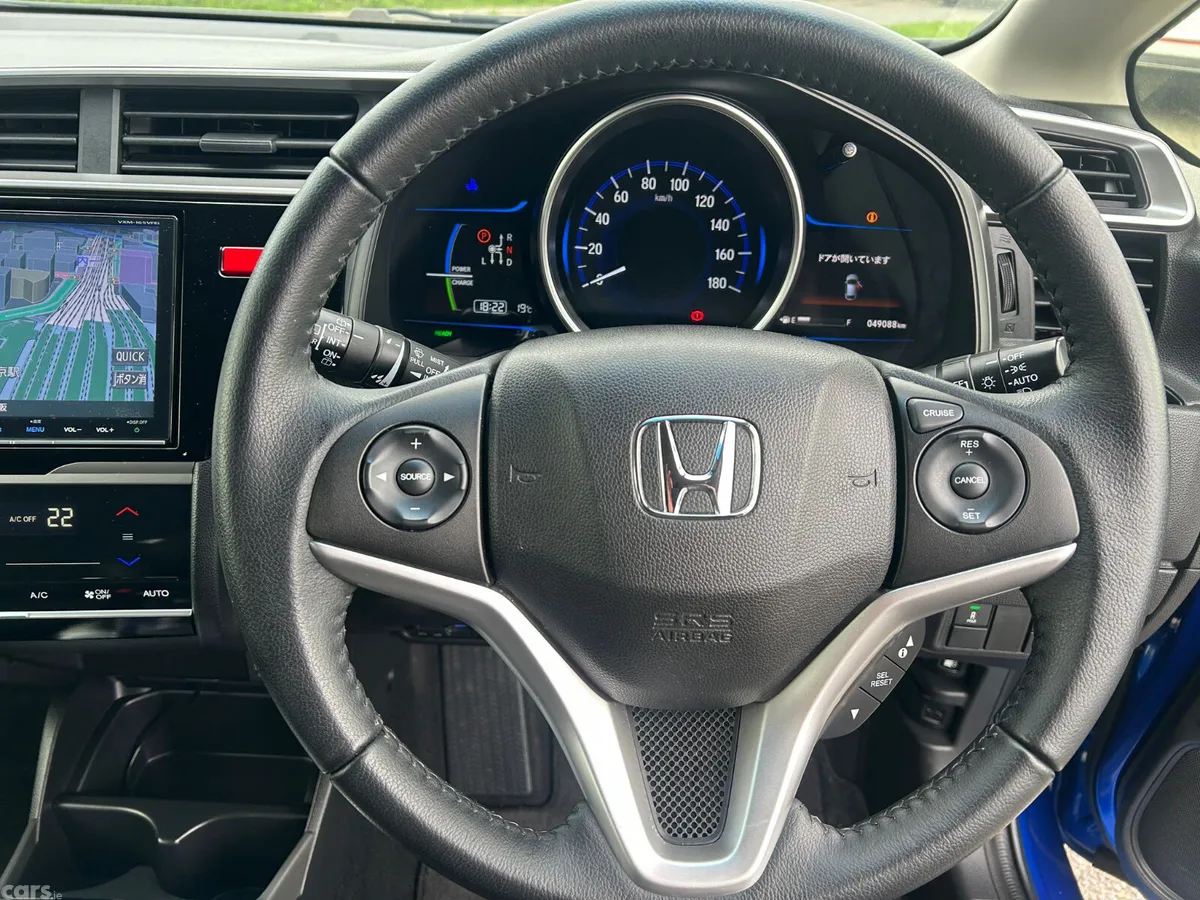 Honda Fit Hatchback, Petrol Hybrid, 2015, Blue