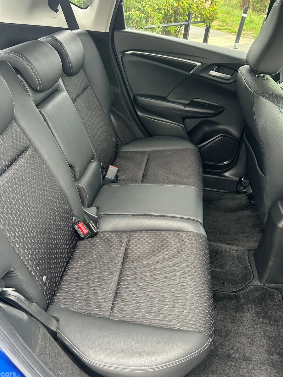Honda Fit Hatchback, Petrol Hybrid, 2015, Blue