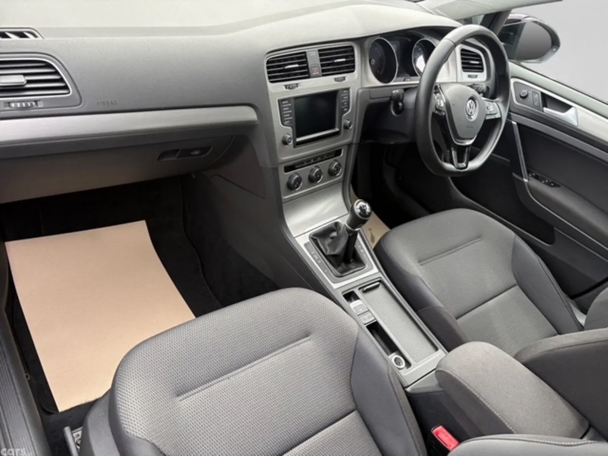 Volkswagen Golf Estate, Petrol, 2016, Black