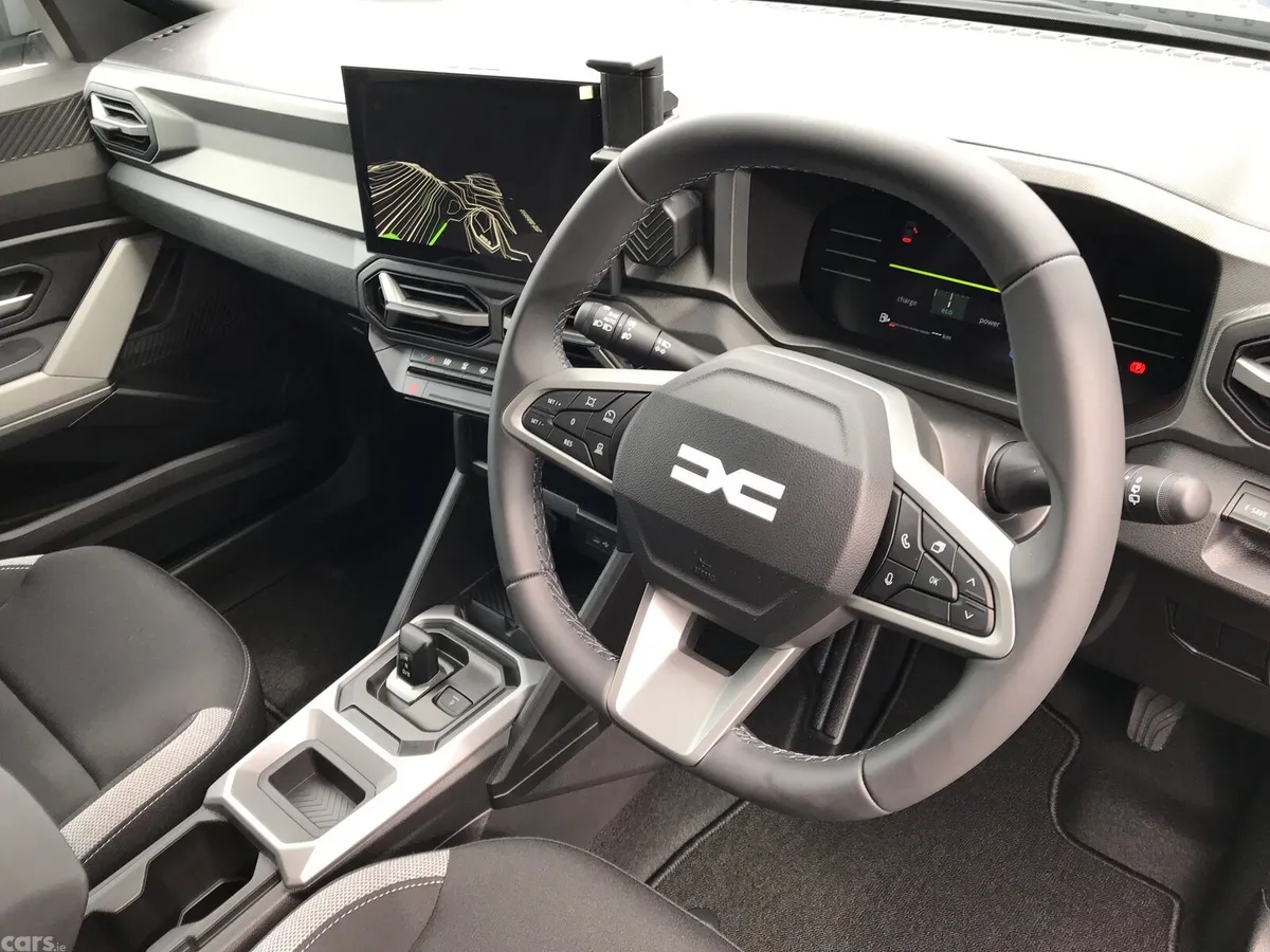 Dacia Duster SUV, Petrol Hybrid, 2026, Grey