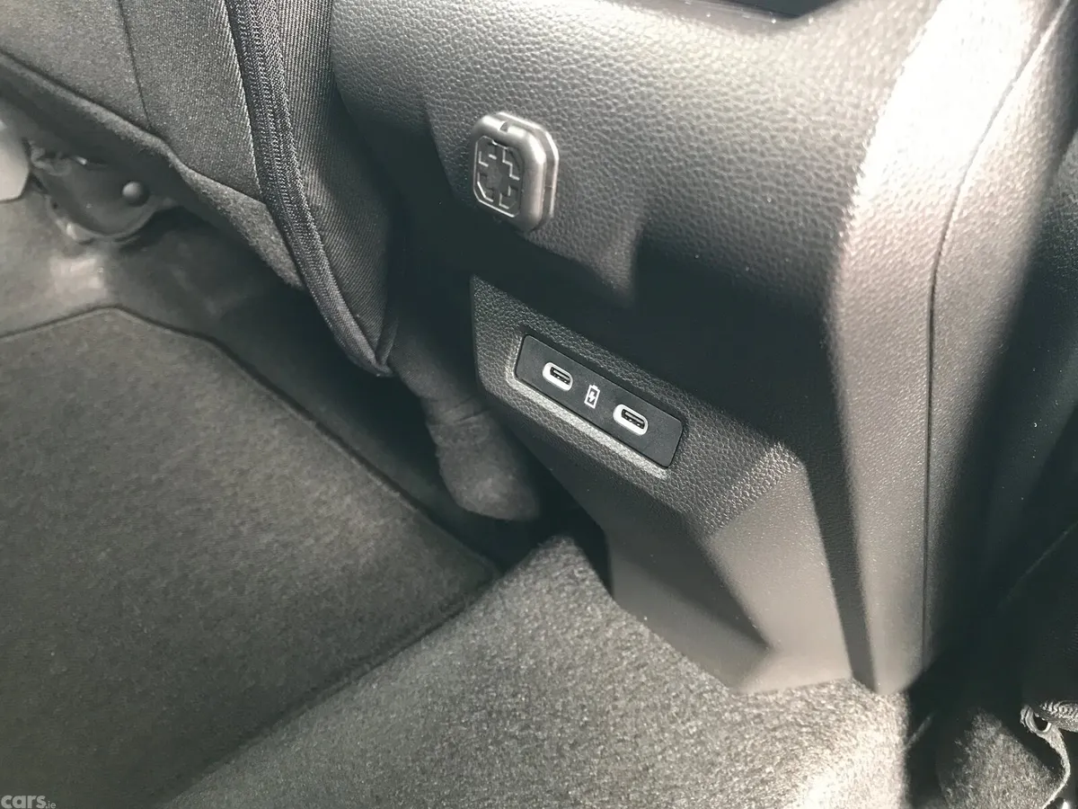 Dacia Duster SUV, Petrol Hybrid, 2026, Grey