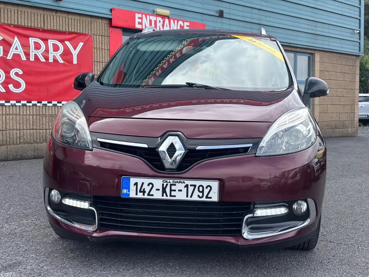 Renault Grand Scenic MPV, Diesel, 2014, Red