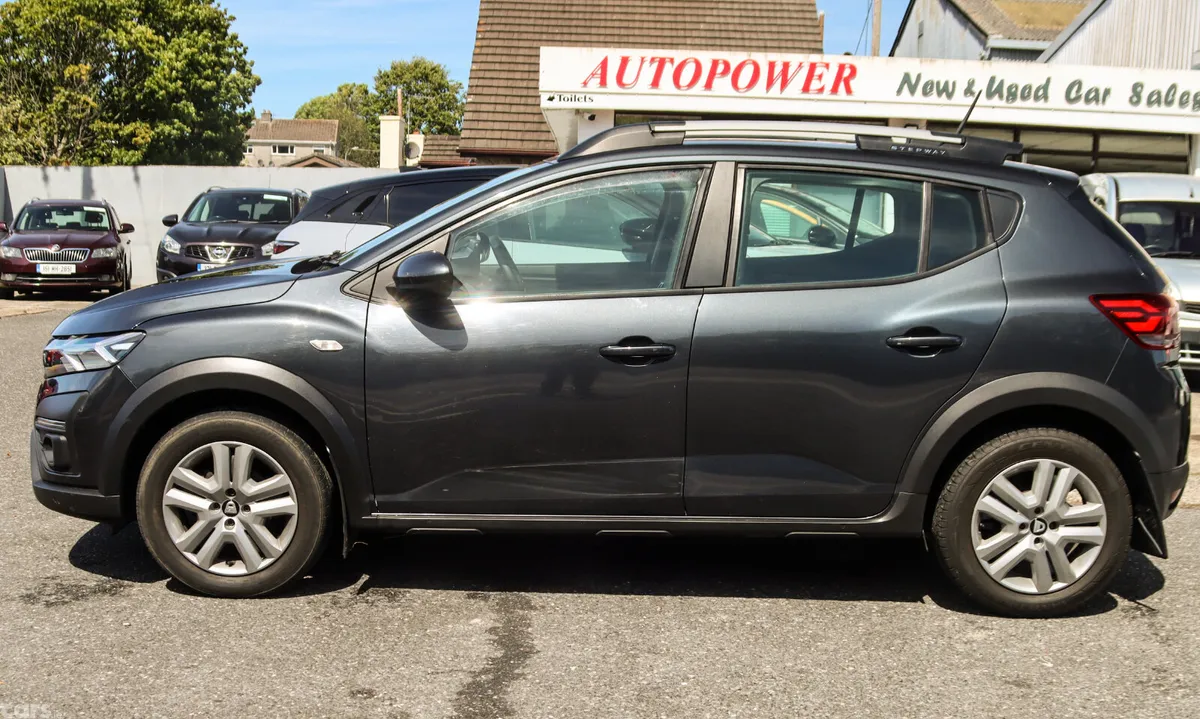 Dacia Sandero Stepway Hatchback, Petrol, 2022, Grey