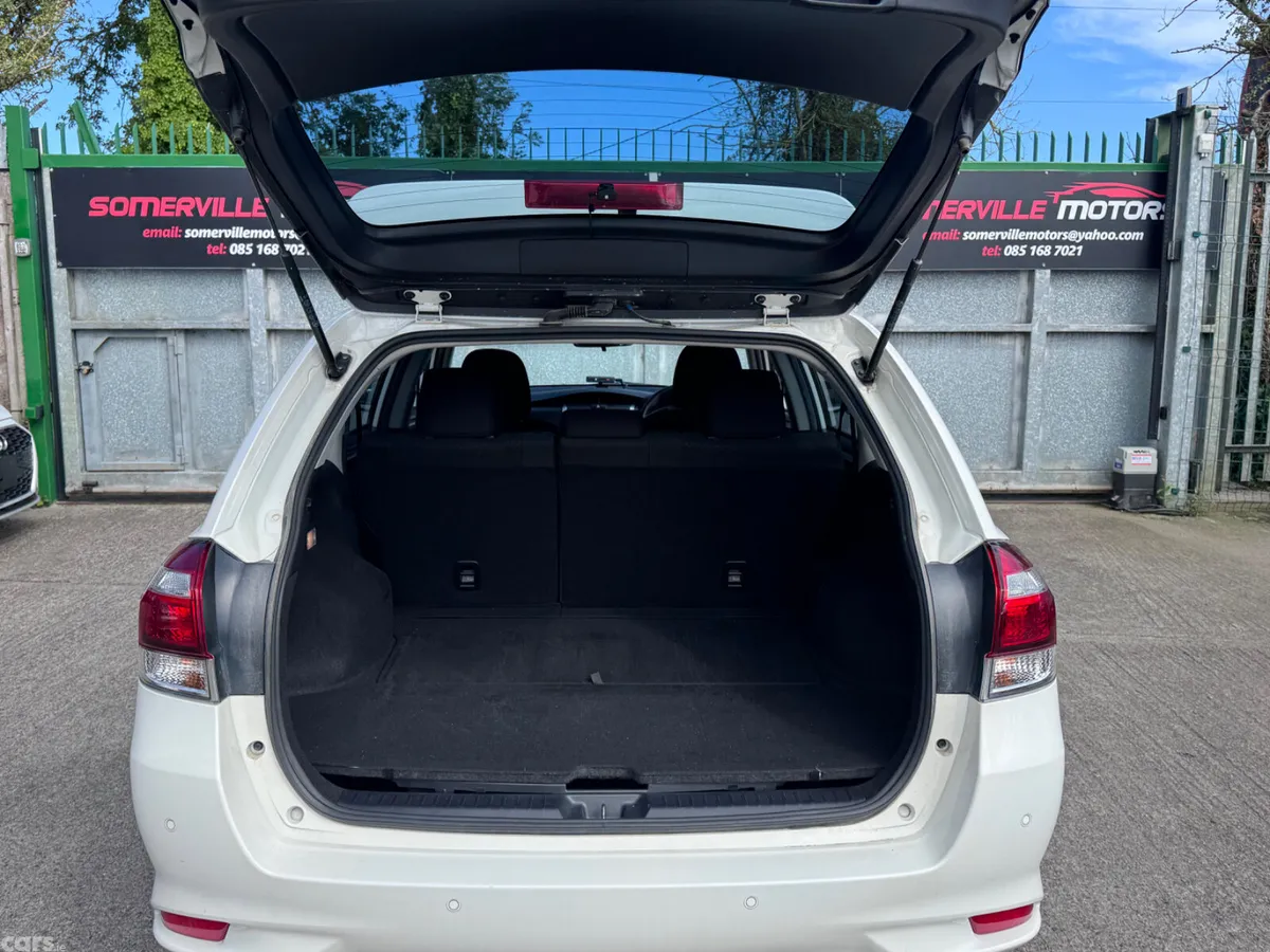 Toyota Corolla Cross Estate, Petrol Hybrid, 2023, White