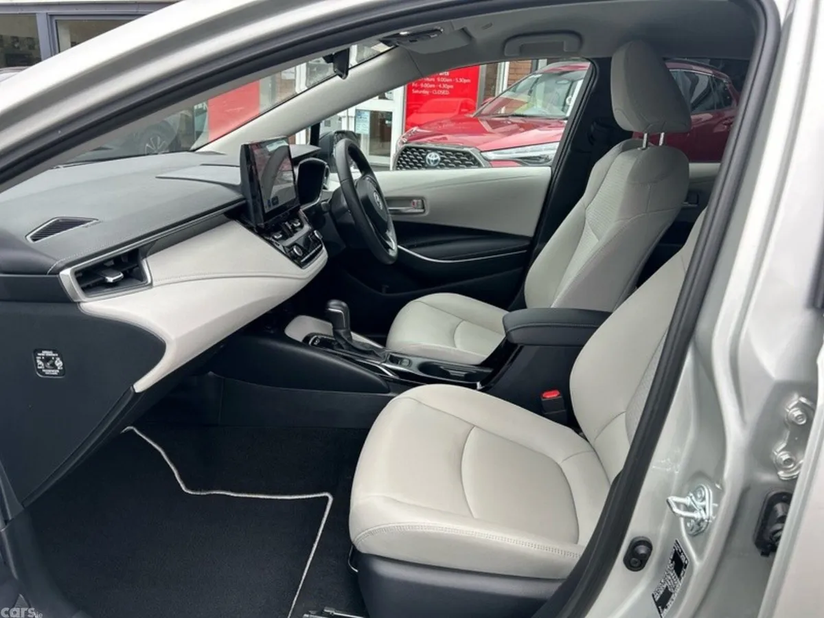 Toyota Corolla Saloon, Petrol Hybrid, 2026, Grey