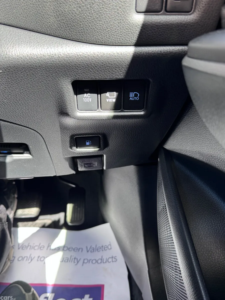 Toyota C-HR Hatchback, Petrol Hybrid, 2021, White