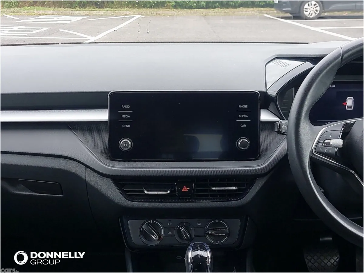 Skoda Fabia Hatchback, Petrol, 2023, White