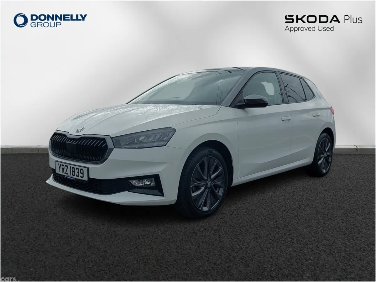 Skoda Fabia Hatchback, Petrol, 2023, White