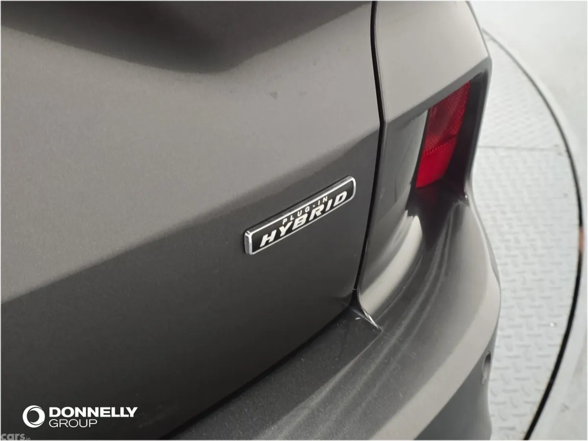 Ford Kuga Estate, Petrol Hybrid, 2025, Grey