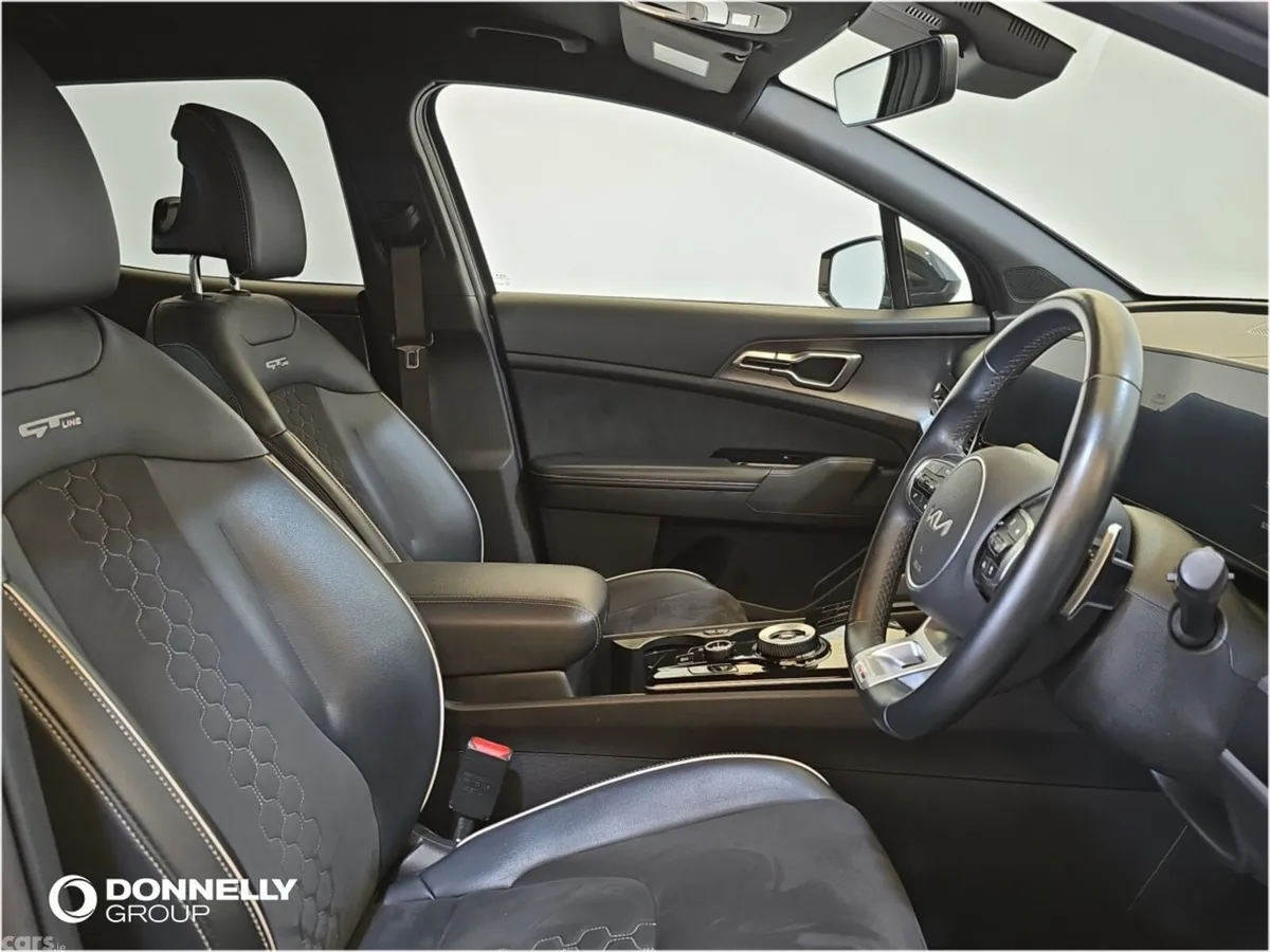 Kia Sportage Estate, Petrol Hybrid, 2023, Grey