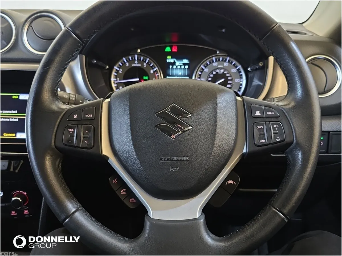 Suzuki Vitara Estate, Petrol Hybrid, 2023, Grey