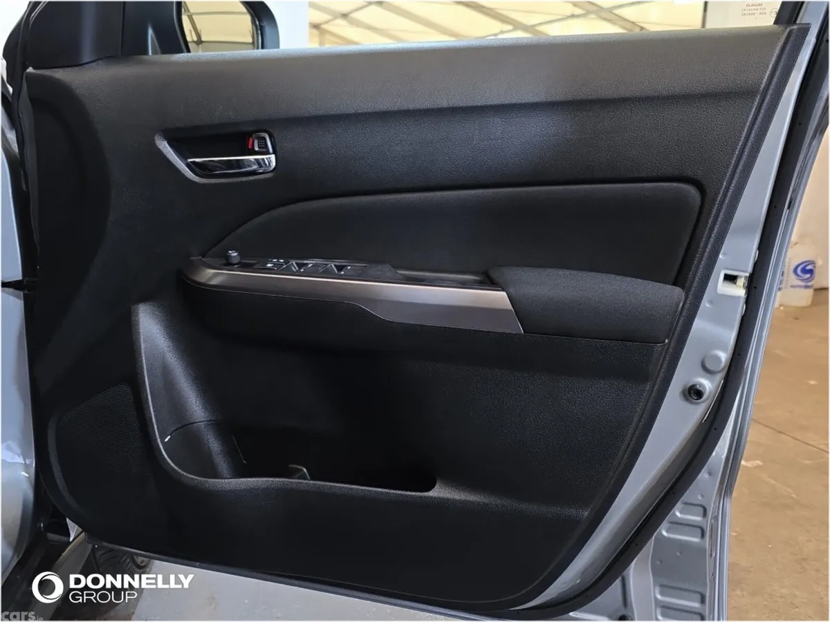 Suzuki Vitara Estate, Petrol Hybrid, 2023, Grey
