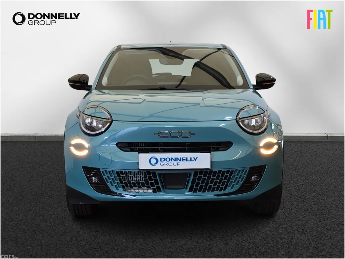 Fiat 600 Hatchback, Petrol, 2025, Blue