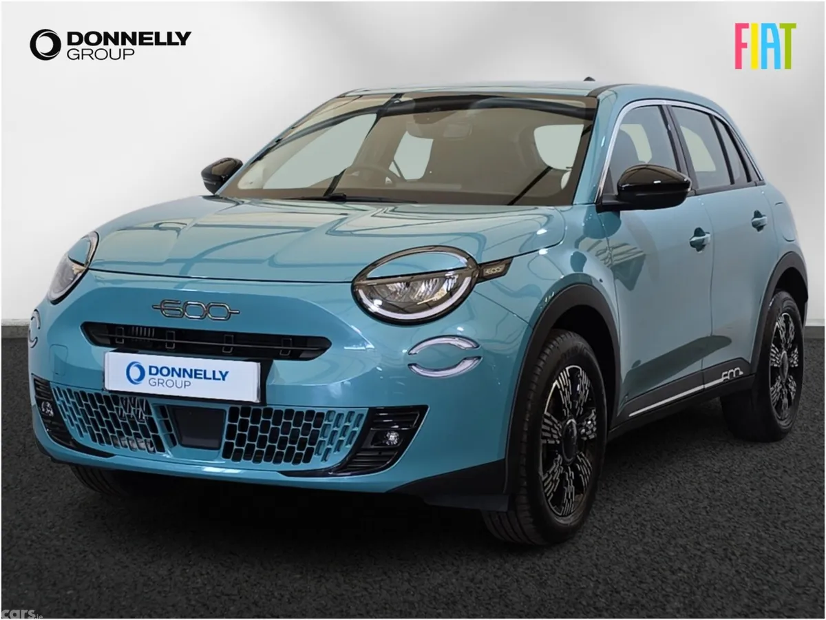 Fiat 600 Hatchback, Petrol, 2025, Blue