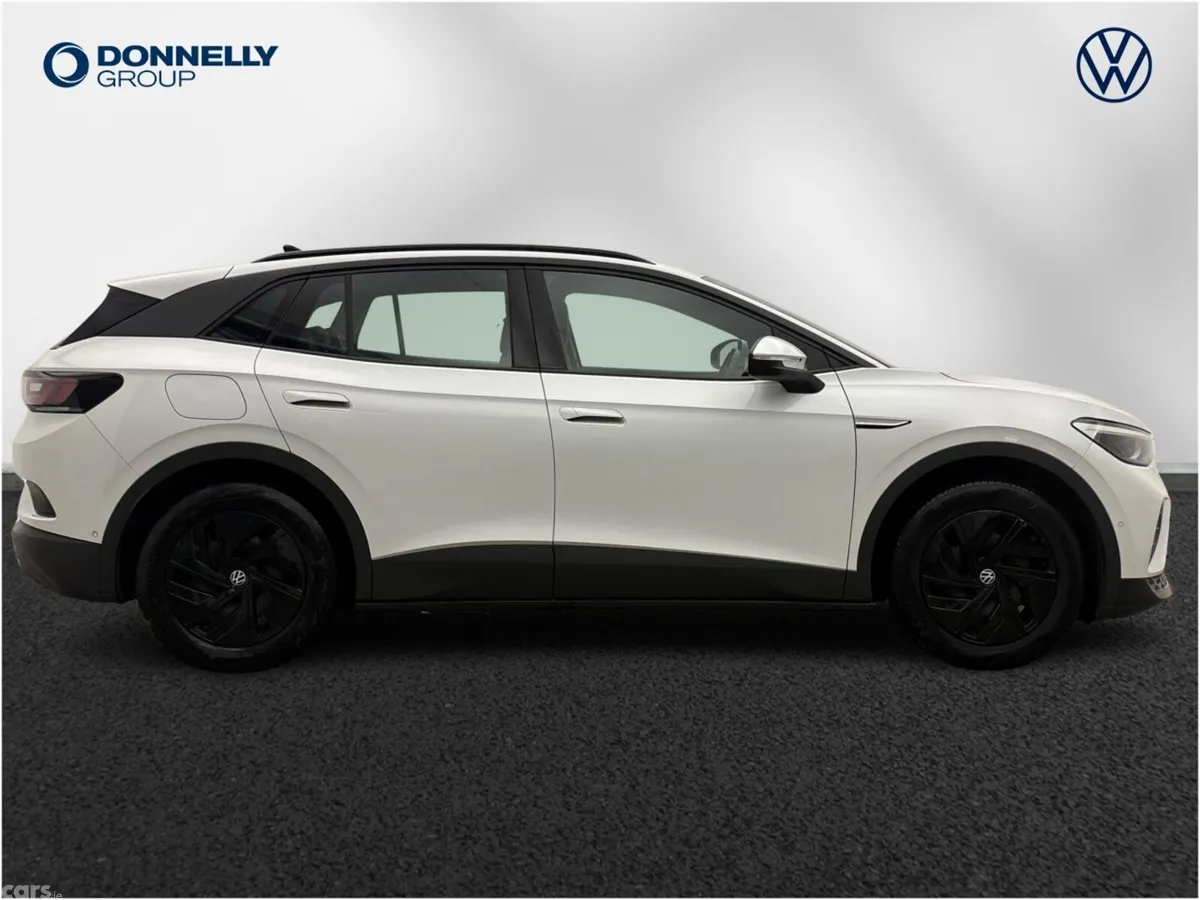 Volkswagen ID.4 Estate, Electric, 2023, White