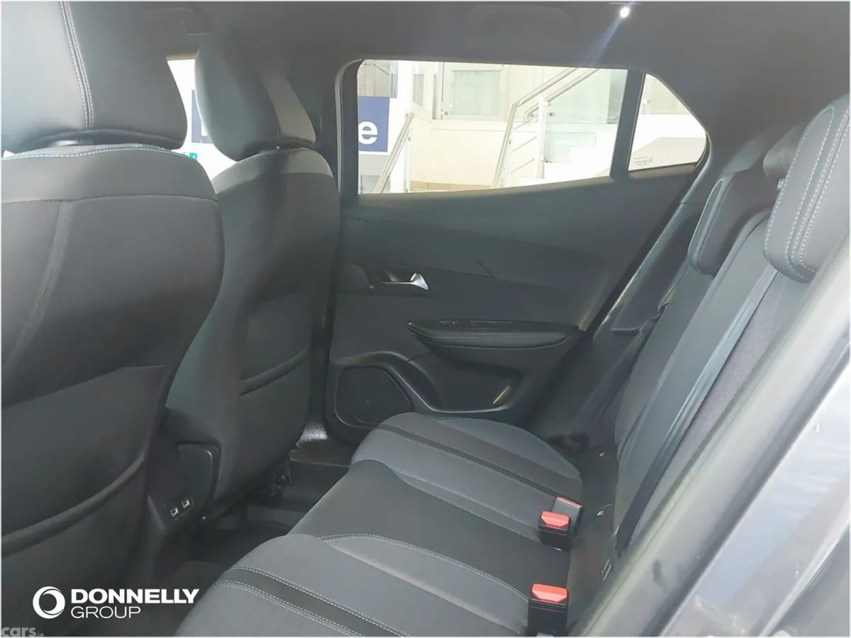 Peugeot 2008 Estate, Petrol, 2023, Grey