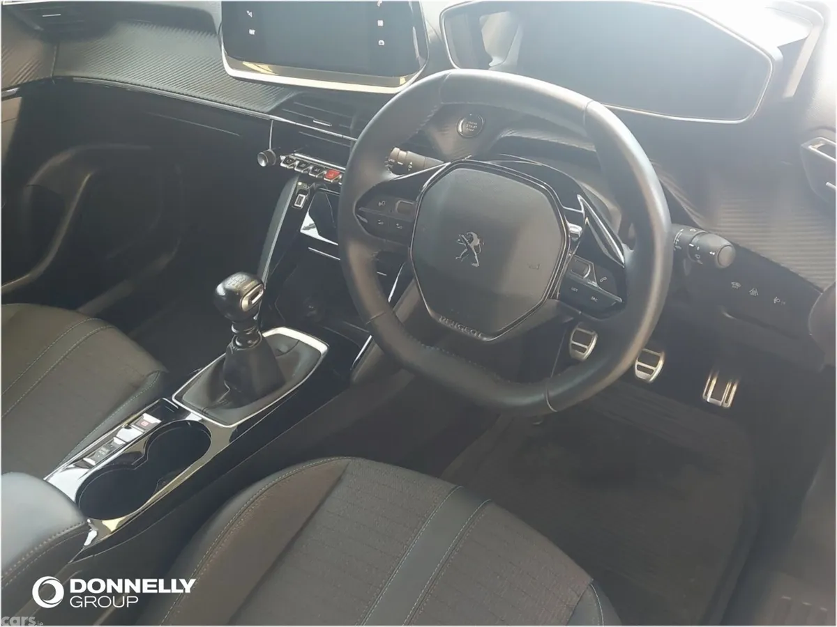 Peugeot 2008 Estate, Petrol, 2023, Grey