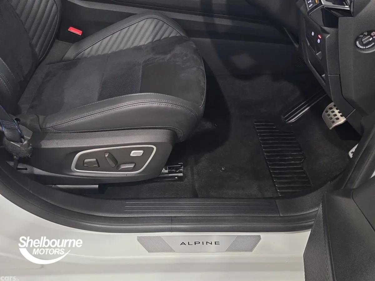 Renault Rafale Estate, Petrol Hybrid, 2025, White
