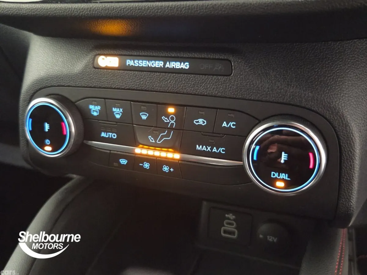 Ford Kuga Hatchback, Petrol, 2023, White