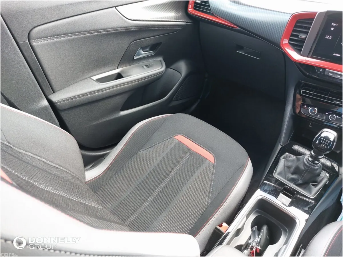 Vauxhall Mokka Hatchback, Petrol, 2022, Black