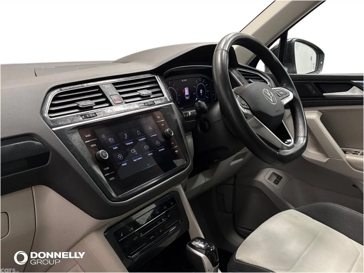 Volkswagen Tiguan Estate, Petrol Hybrid, 2022, Black